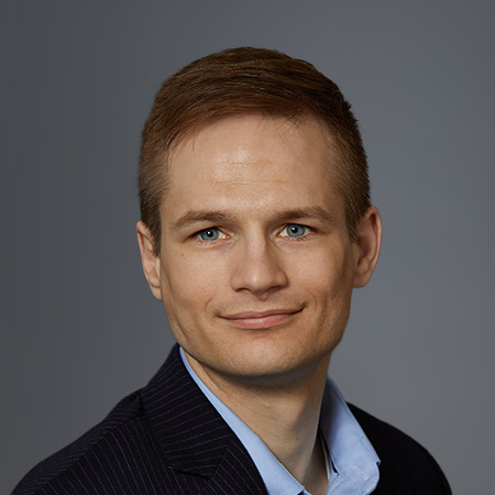 Head shot of Joe Evans