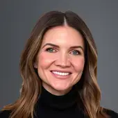 Head shot of Nicole Webb